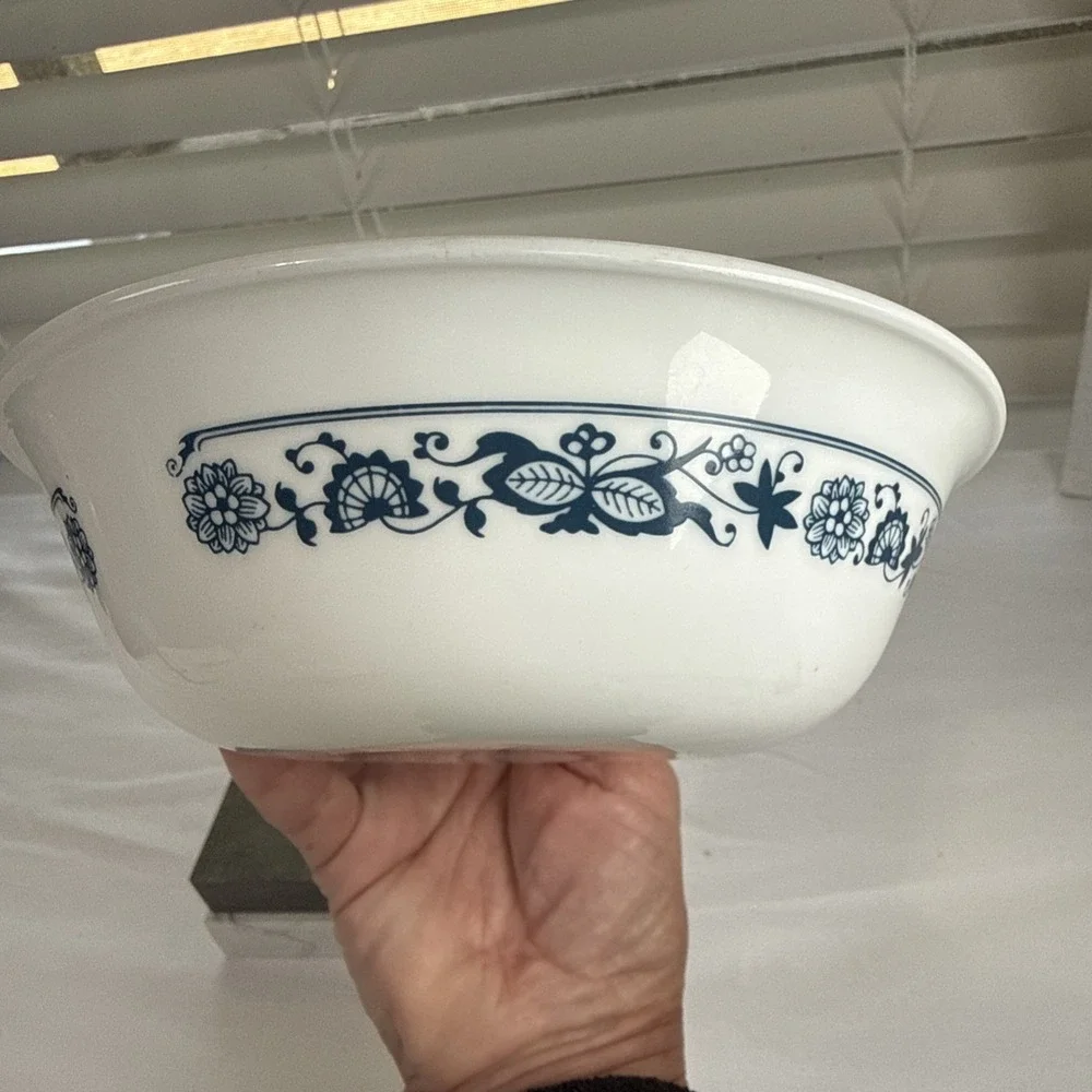 Vtg Corelle by Corning Old Town Blue Onion 6.25